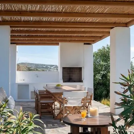 Aegean Breeze Escape Дом отдыха Парос